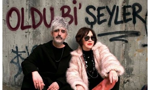 NAZAN ÖNCEL-MANUŞ BABA İŞ BİRLİĞİ DEVAM EDİYOR: 'OLDU Bİ' ŞEYLER'